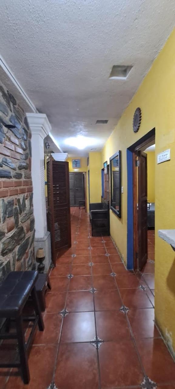 Hotel Posada Gutierrez Antigua Εξωτερικό φωτογραφία