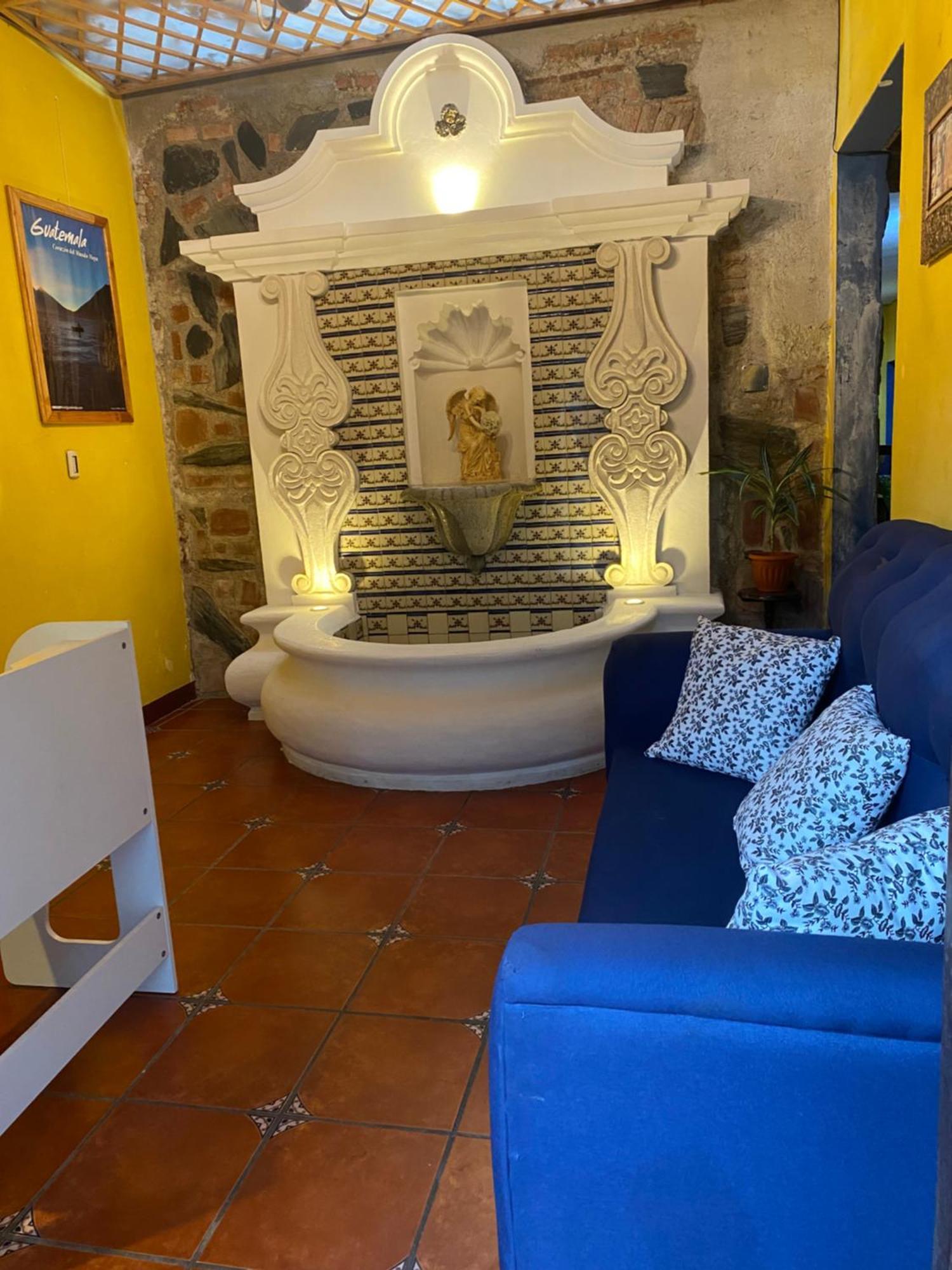 Hotel Posada Gutierrez Antigua Εξωτερικό φωτογραφία